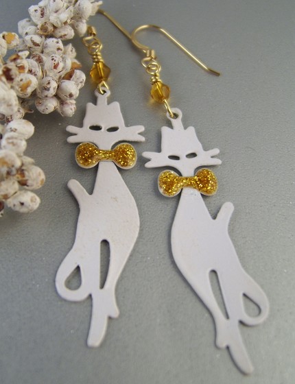 cats From Uncommon Vintage