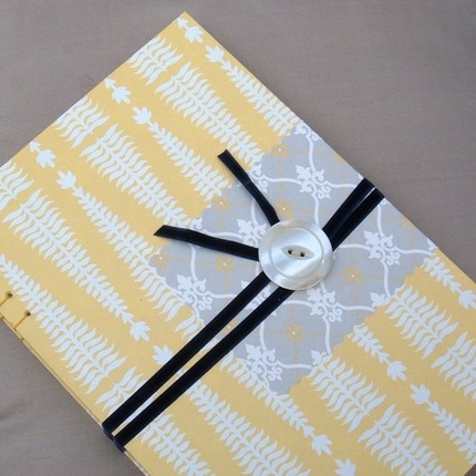 guest-book From Red Otter