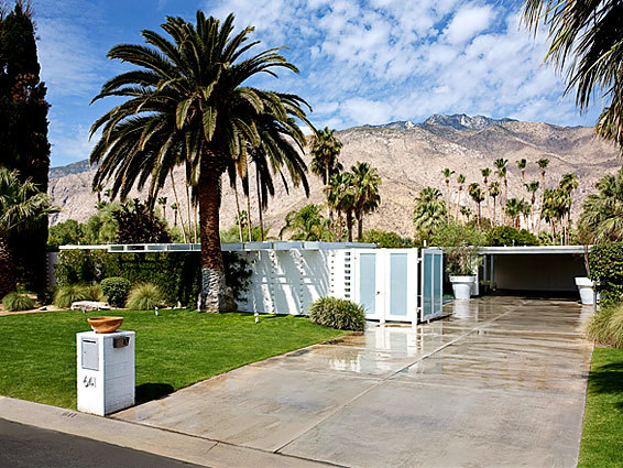 tony-curtis-house-exterior photo from hookedonhouses.net
